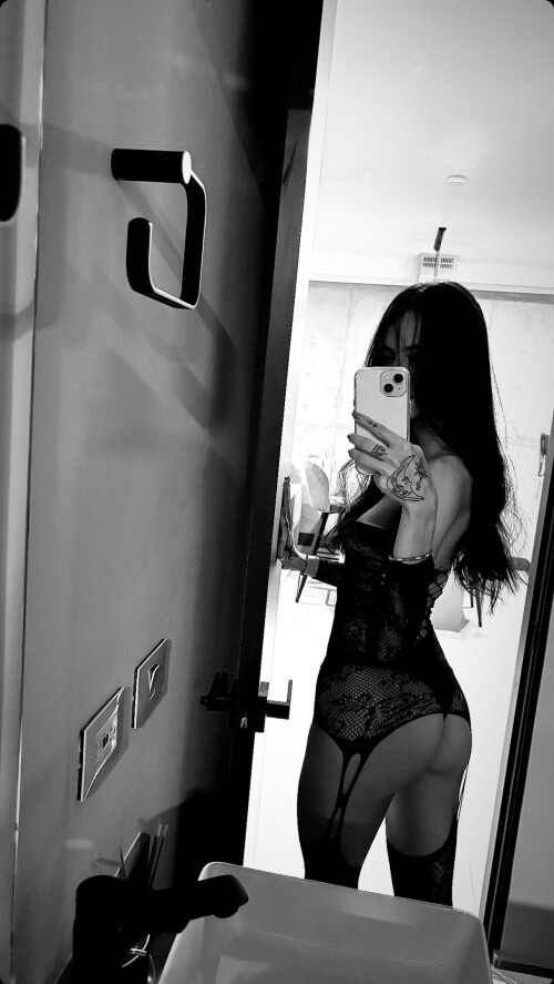 IMG 43597aa61f5940d77477