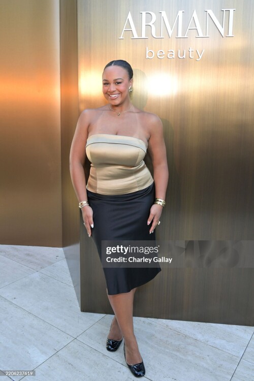 WEST HOLLYWOOD, CALIFORNIA - MARCH 20: Nia Sioux attends as Armani beauty celebrates Luminous Silk on March 20, 2025 in West Hollywood, California.  (Photo by Charley Gallay/Getty Images for Armani beauty)