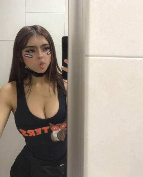 IMG 4404e426e521cd54a1e1