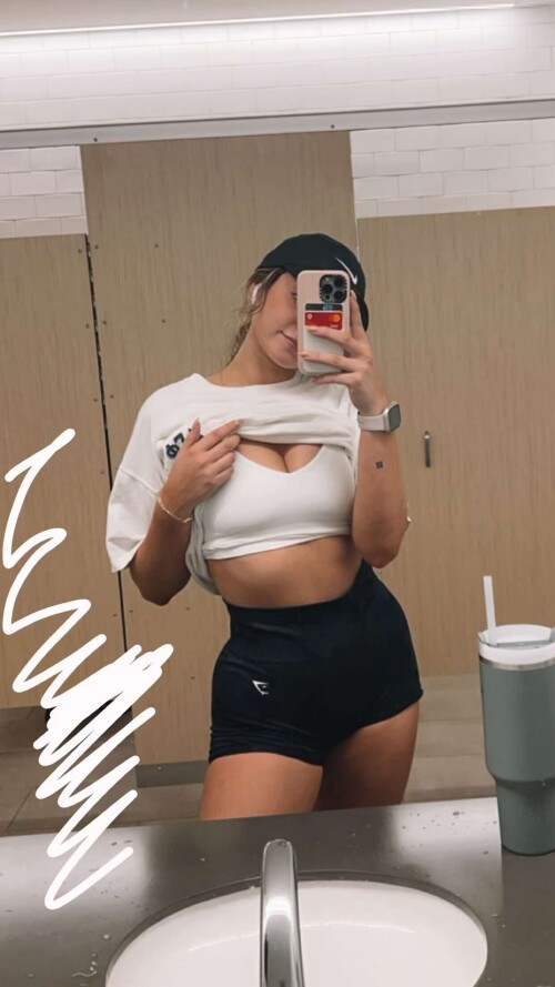 IMG 4609afe69ccaeb12a202