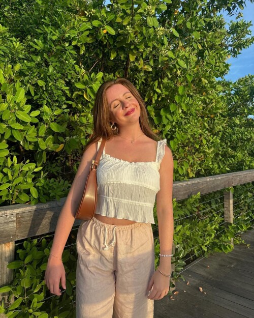 IMG 4699043456012c57acfb