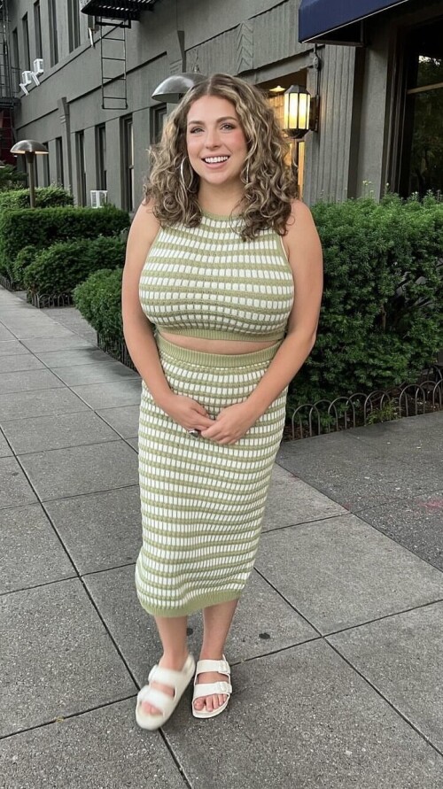 IMG 483787d3fafdf5a50794