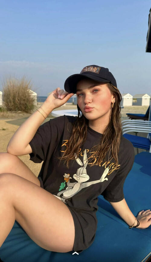 IMG 490393b85efc44d808aa