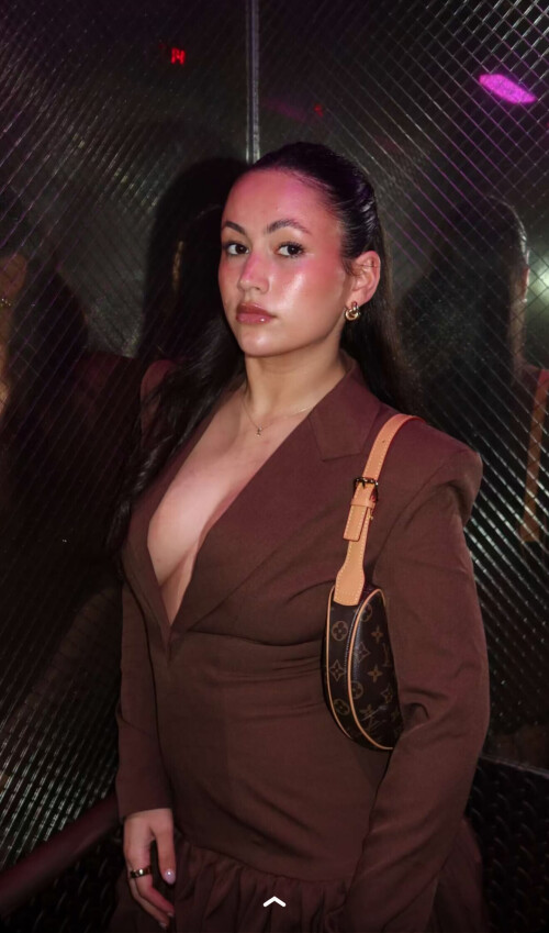 IMG 4951729640150f7a7152