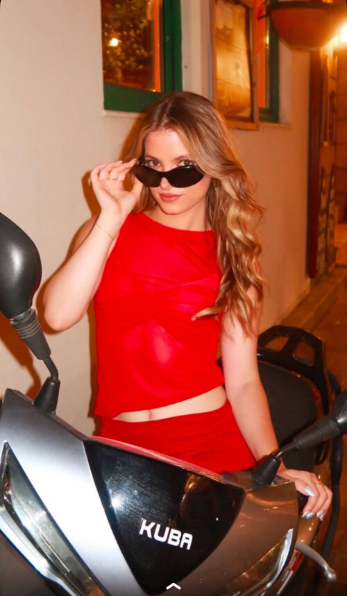 IMG 4968826051bcdc513871