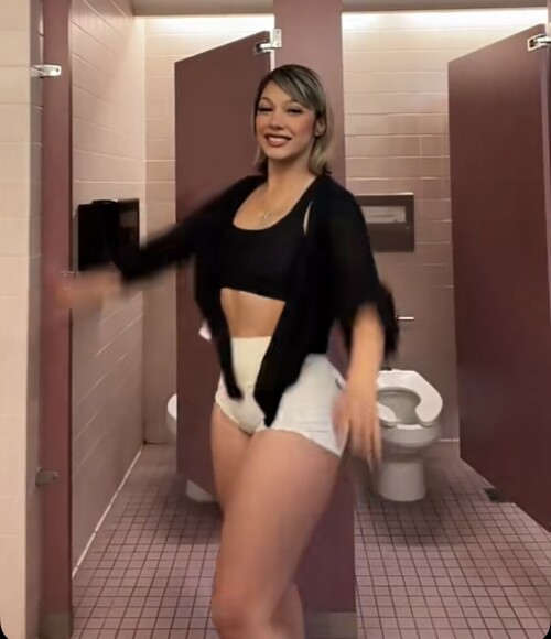 IMG 497446a372ed2e7a0c3e