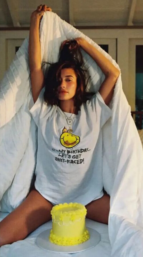 IMG 50572810489eb6780448