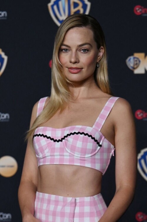 Australian actress Margot Robbie arrives for the Warner Brothers Pictures red carpet photocall of "Barbie" during CinemaCon 2023 at Caesars Palace in Las Vegas, Nevada, on April 25, 2023. (Photo by Bridget BENNETT / AFP) (Photo by BRIDGET BENNETT/AFP via Getty Images)