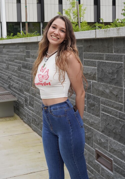 IMG 51681719a64328455053