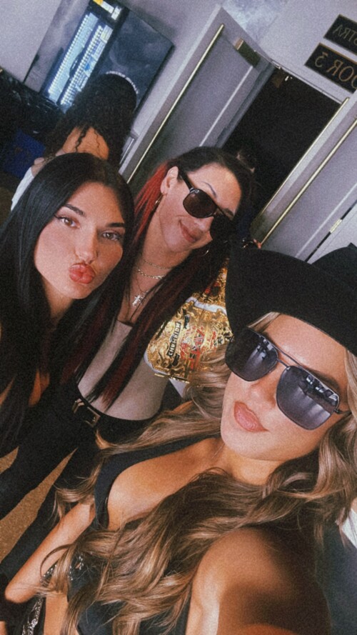 IMG 51850bbf6d65839c4c57