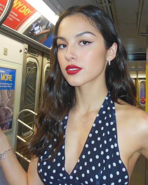 IMG 52502b13e664fc364b1e