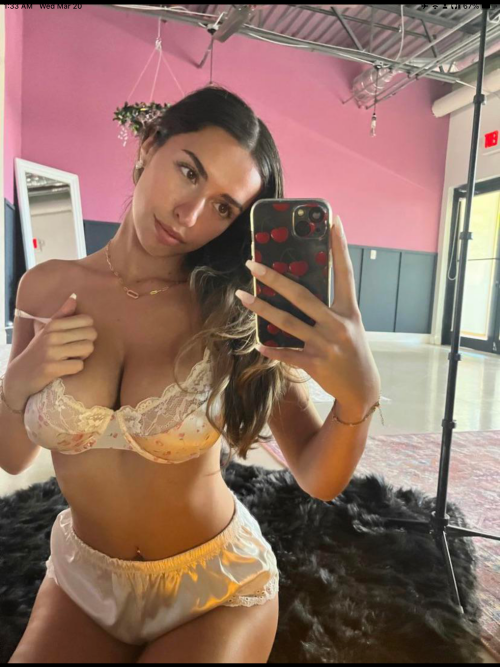 IMG_525837cc0fb235692904