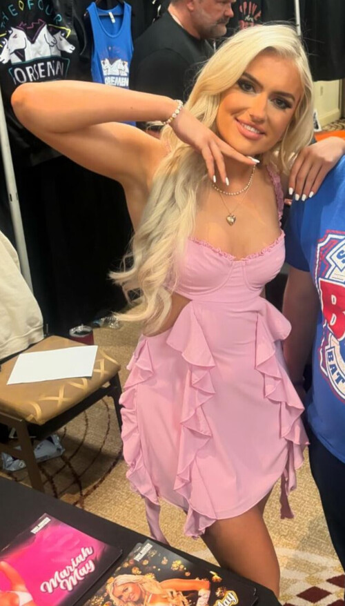 IMG 5272c5875a966df323dd