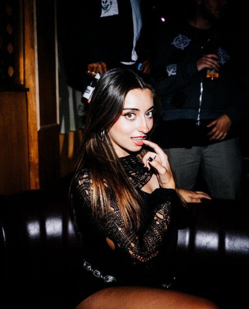 IMG 52831d786d64528eb859