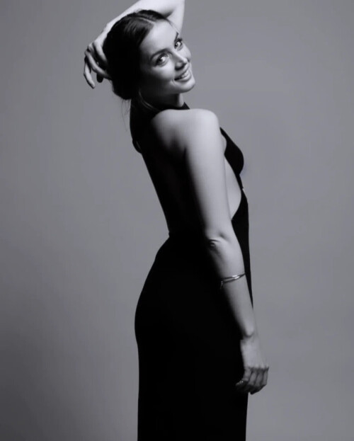 IMG 529972a3d1fb1af77349