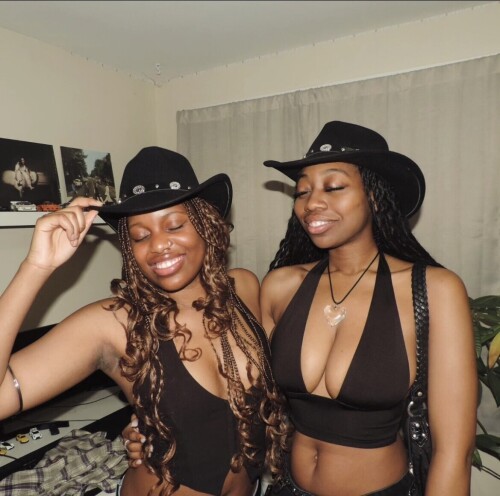 IMG 54053f1dd5b8bc3a4313