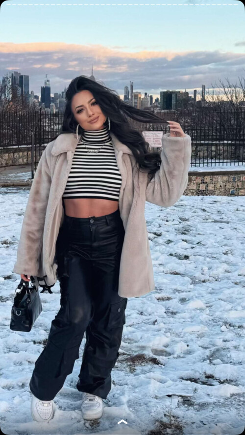 IMG 54357ead765f28ba47a9