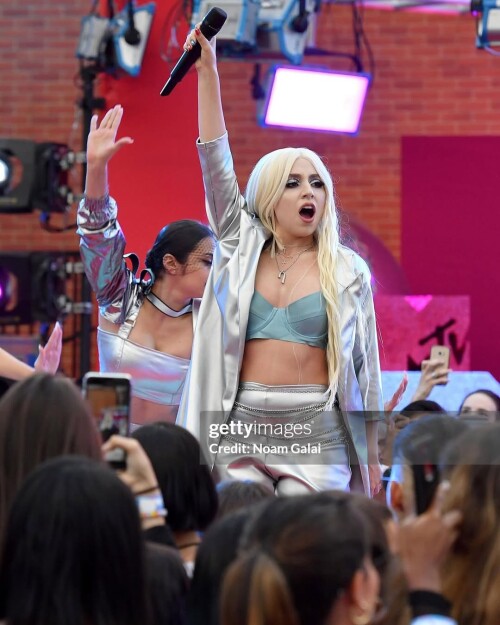 IMG 56137cd219b7299dc2c9