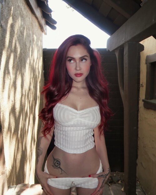 IMG 569847823e4aa25617a5