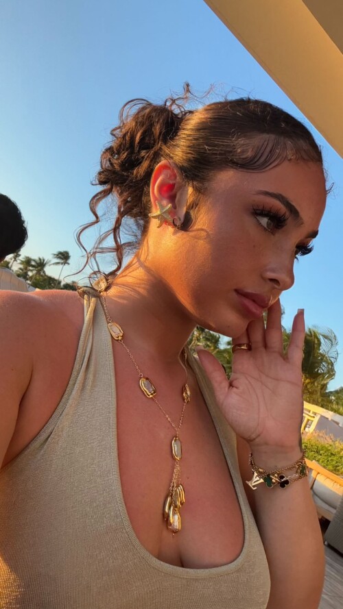 IMG 57158eb0cb7d3a3cead7