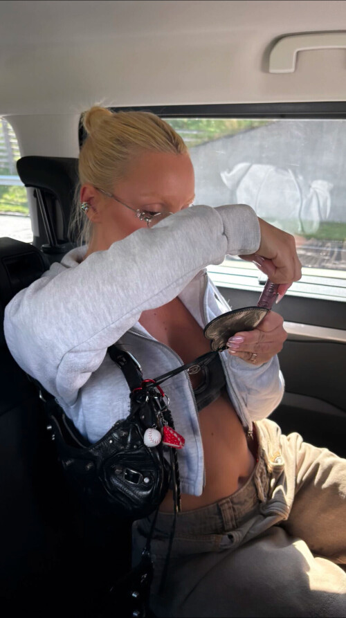 IMG 58103ecadc204edd65e7