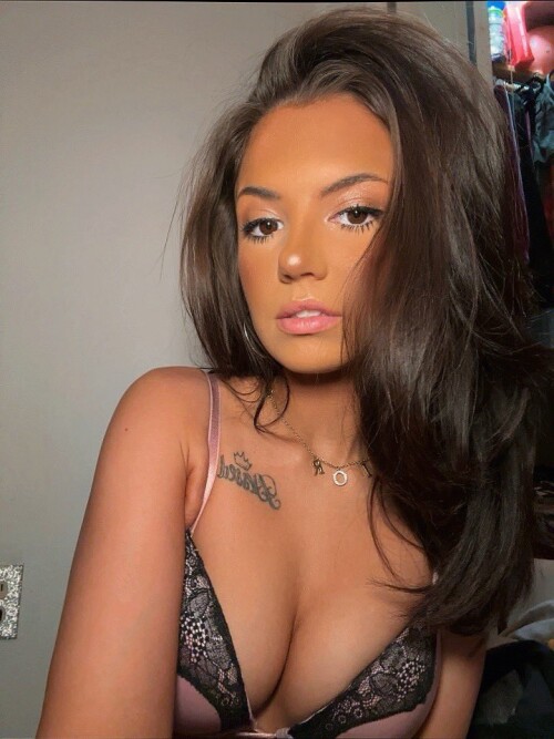 IMG 58437f1c9f0f76025083