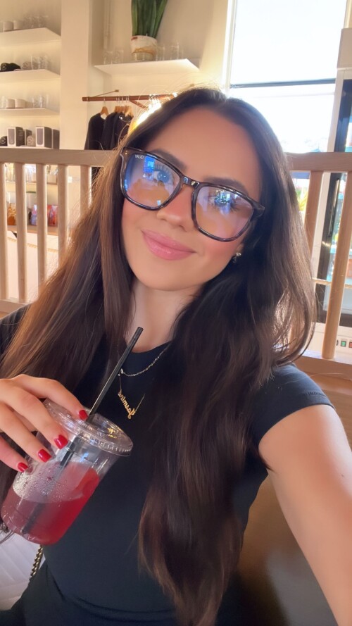 IMG 58499376b1292c63e404