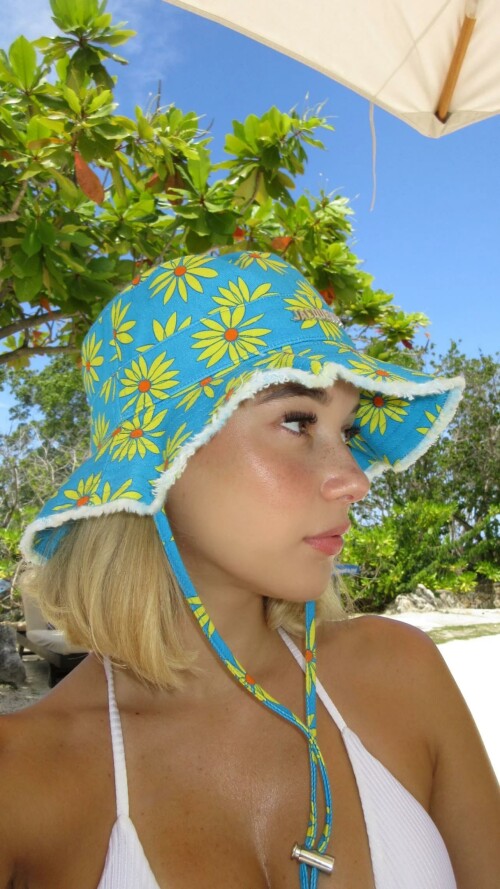 IMG 585414842734fc63ac32