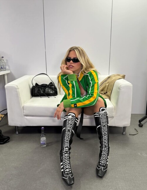 IMG 58569666ee1079c53866