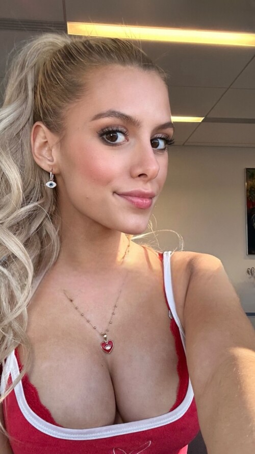 IMG 59410466ff56f1e0d5a2