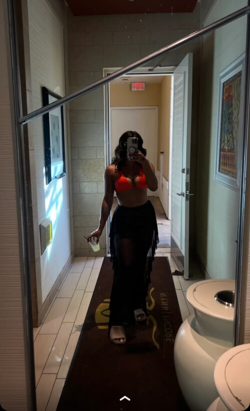 IMG 60585a4bcbe2f6df503d