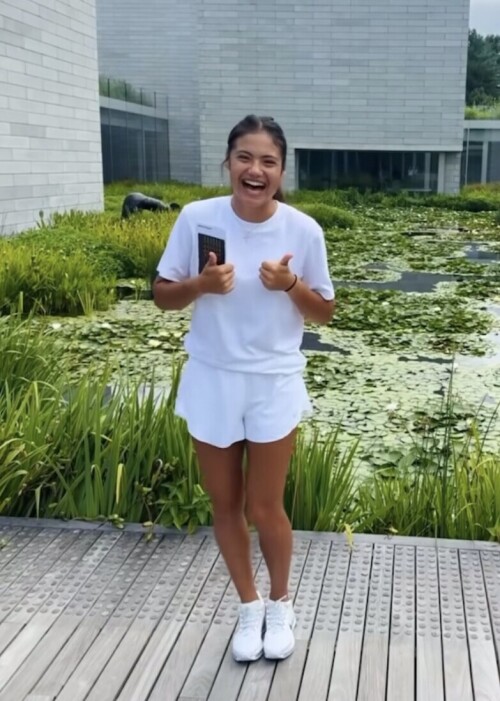 IMG 608409e8daaad0dc5471