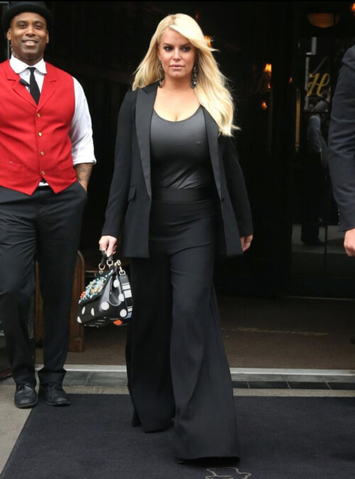 IMG 62939c52737adb59be10