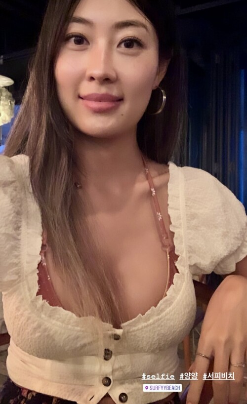 IMG 63981f96af03f59bd6c4