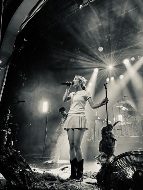 IMG 64323d3b35b07eaebc38