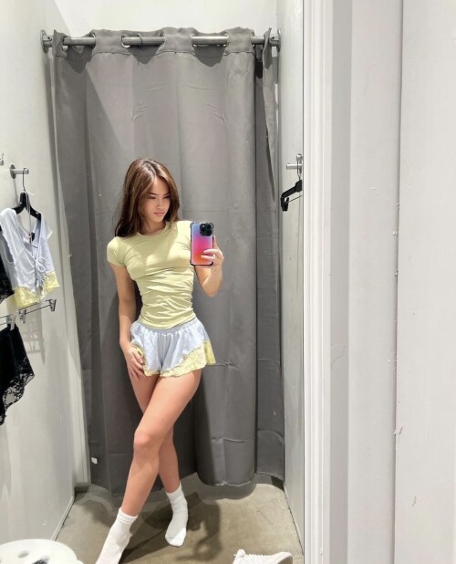 IMG 64694d1e0e9898a20422