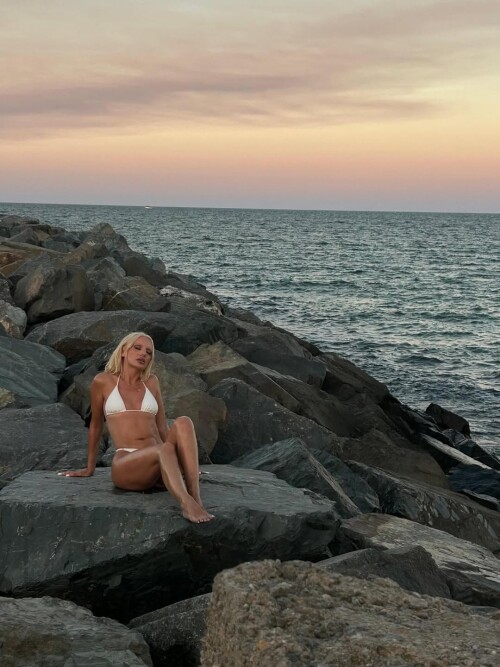 IMG 664461810695e1e9c46b