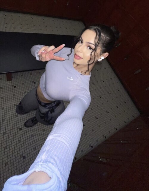 IMG 67271ecb02a45abfa0c1