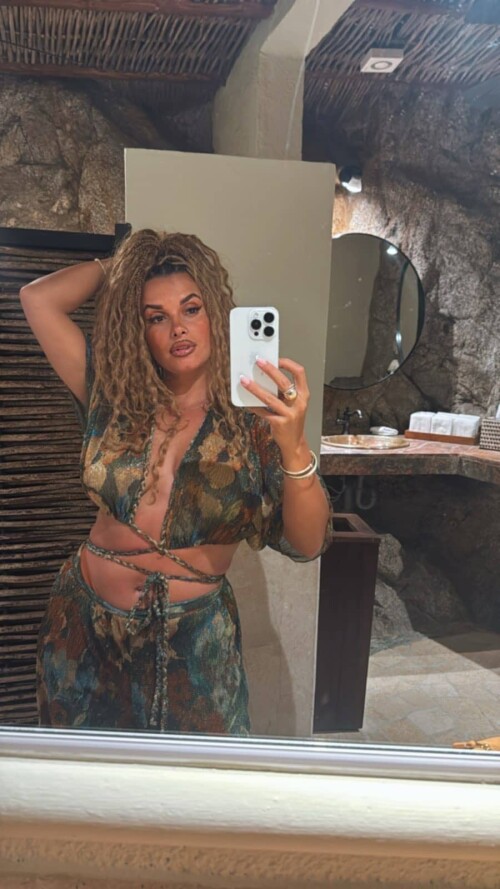 IMG 67508ff15985fab77939