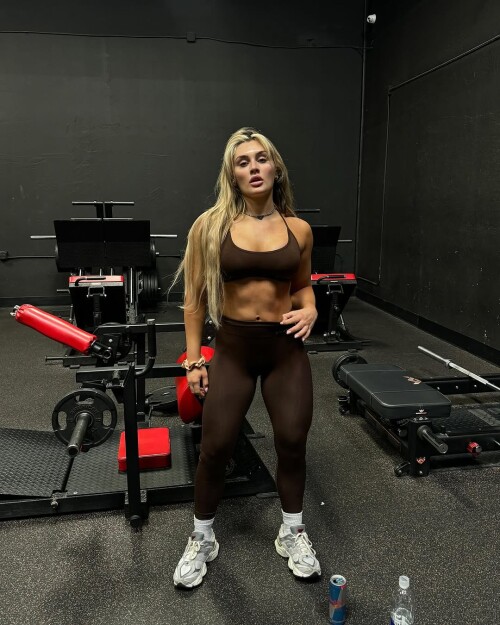 IMG 677155dc9ea6b92d9552