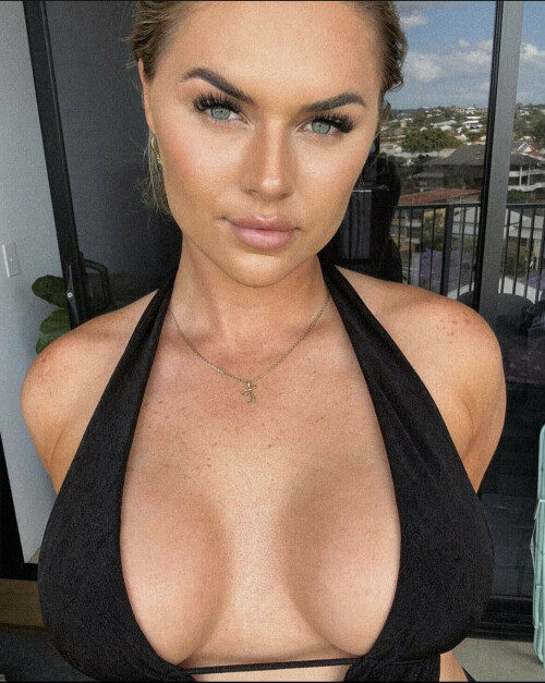 IMG 6940b236fd35abb26059