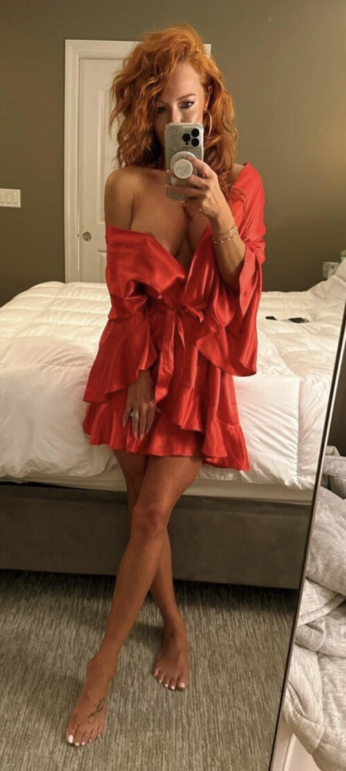 IMG 69924d7f4db1e6756d33