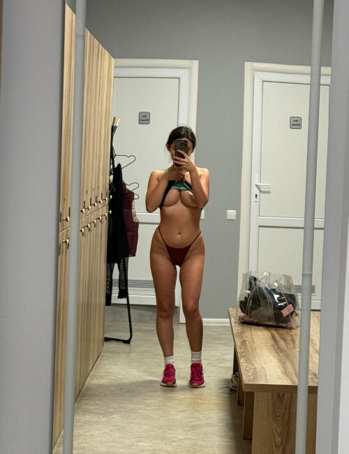 IMG 708549b608f4d4d772b0