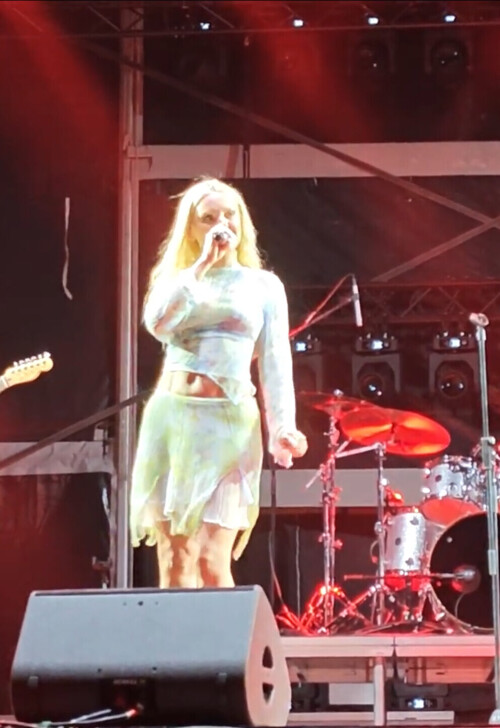 IMG 71404fff6b97aef17d1c