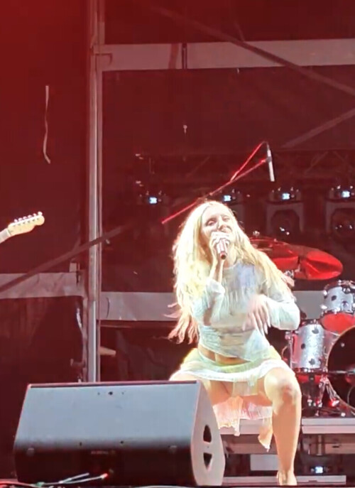 IMG 714358b5e327e8669d57