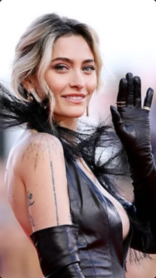 IMG 7176634781901b7b684a