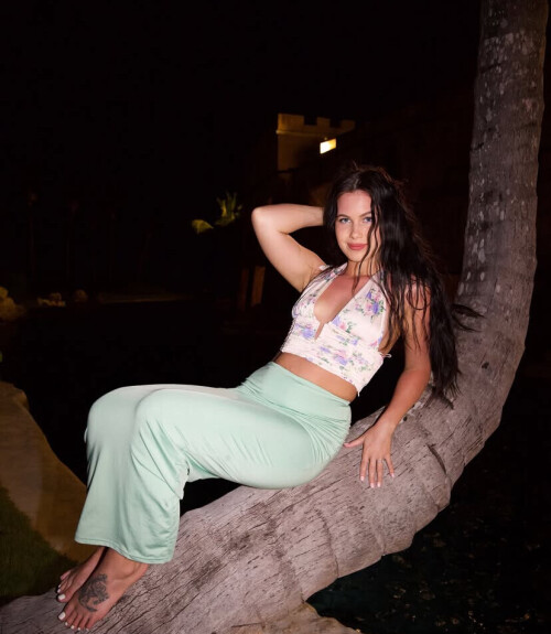 IMG 719502415f3b02bb6a0c