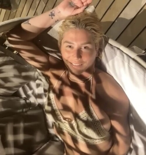 IMG 726741dee6450dacea1e