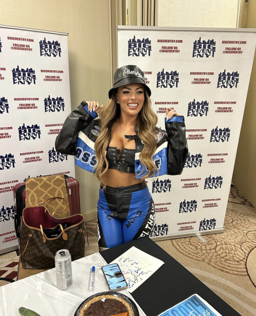 IMG 734497eeae3e74261b80