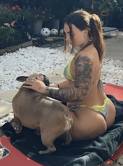 IMG 747629735a2685de19f2